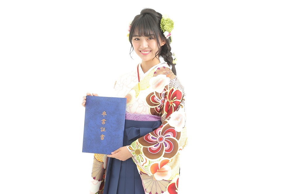 6月、来年の卒業式に着る袴を今レンタルするのは早過ぎる？　熊谷行田店
