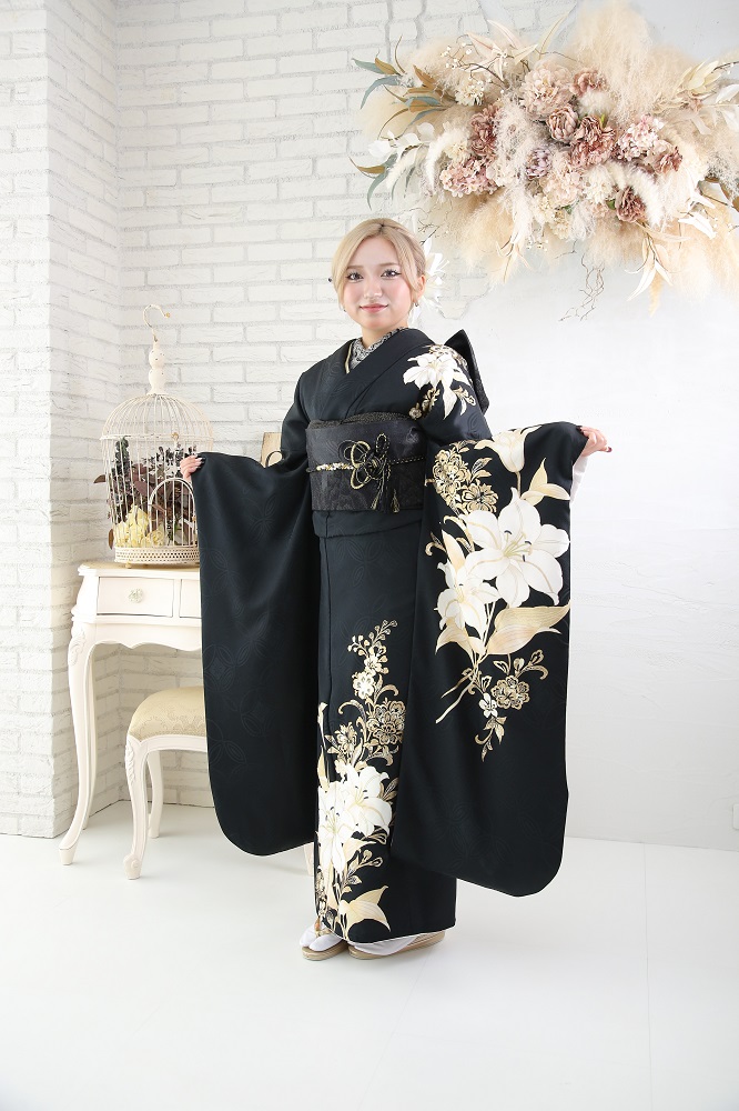 黒地の振袖
