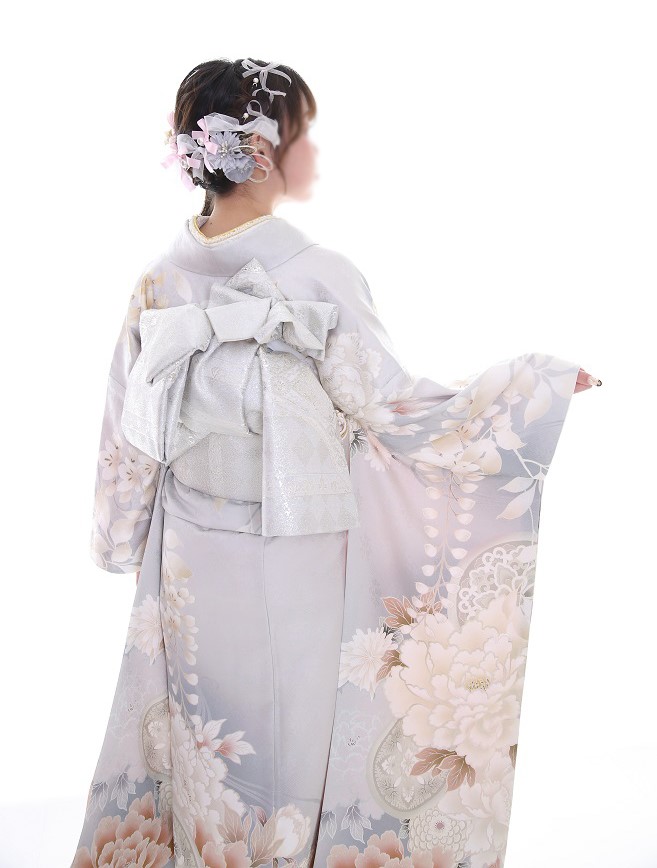 くすみカラーの振袖