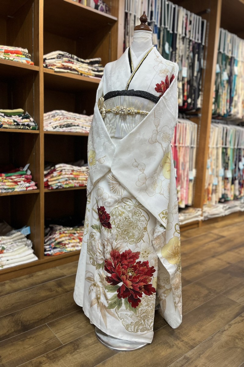 上品系の白い振袖