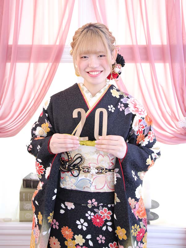  2026年ご成人　新井　梨々香様